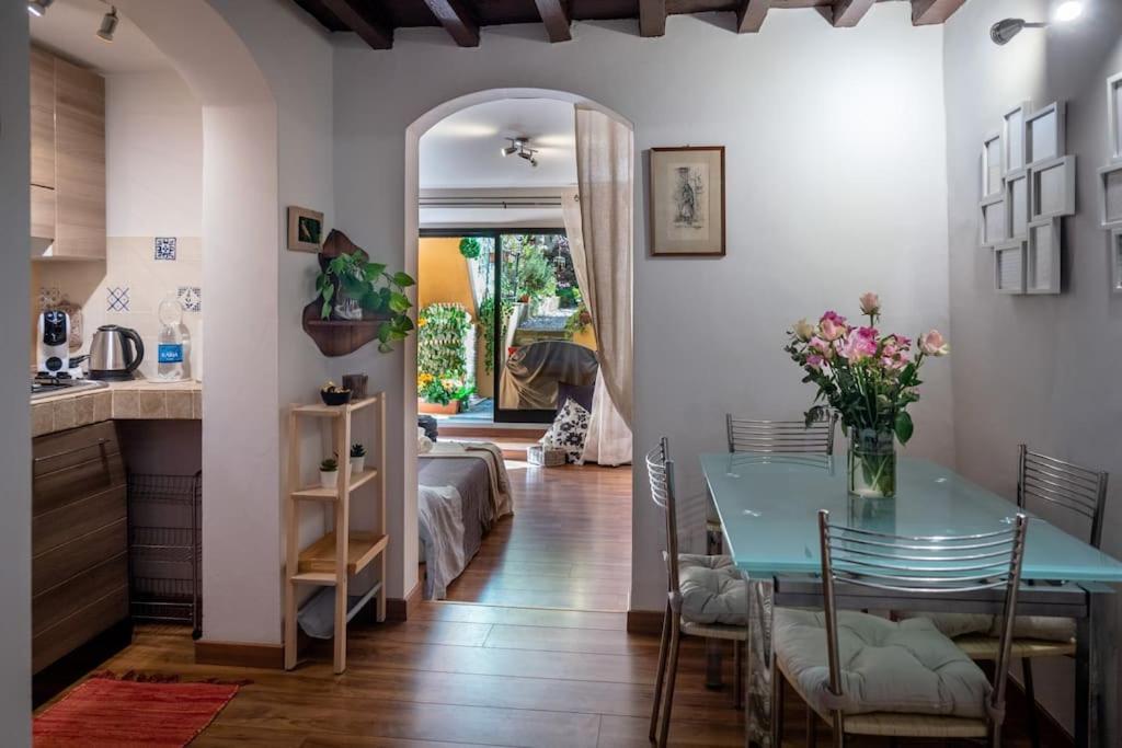 Monica Appartamento Con Giardino Al Ponte Vecchio Florença Exterior foto