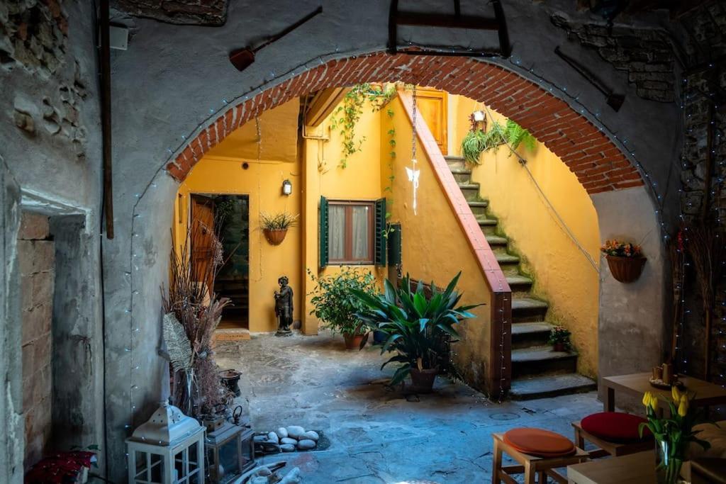 Monica Appartamento Con Giardino Al Ponte Vecchio Florença Exterior foto