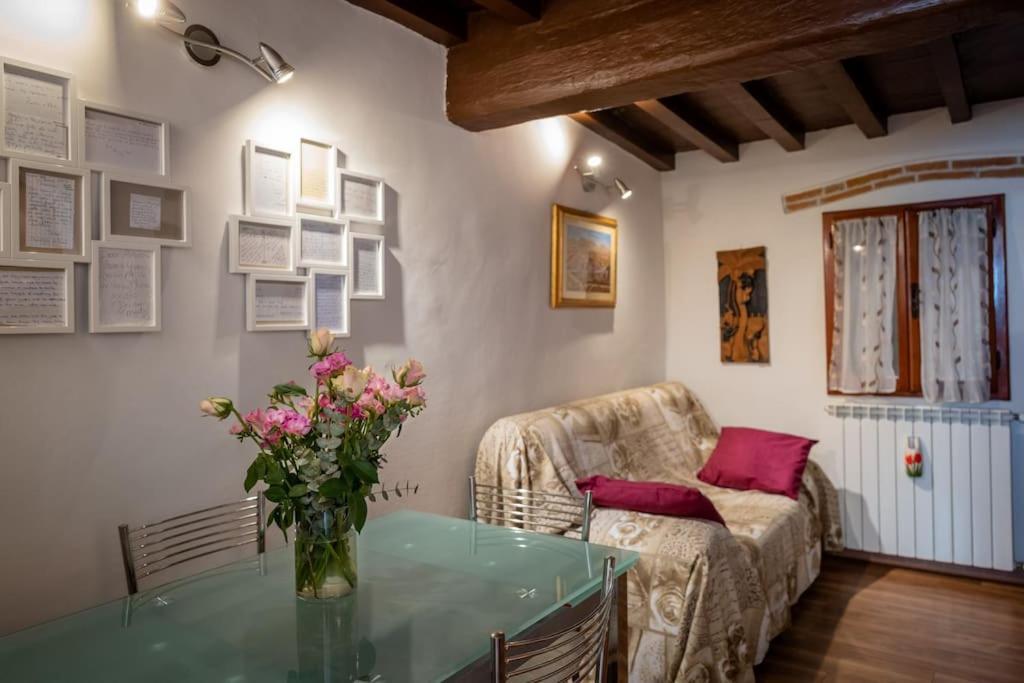 Monica Appartamento Con Giardino Al Ponte Vecchio Florença Exterior foto