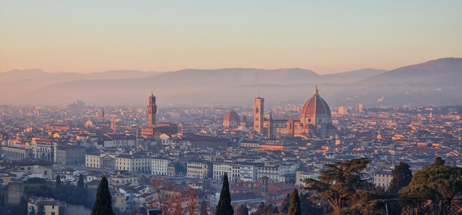 Monica Appartamento Con Giardino Al Ponte Vecchio Florença Exterior foto